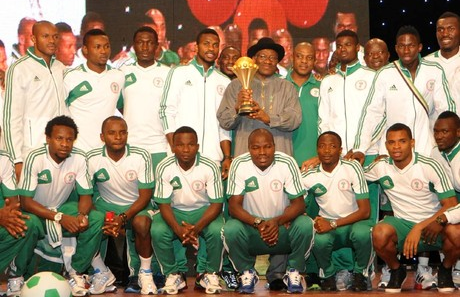 President Jonathan Rain Gifts On Victorious Super Eagles