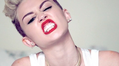Miley Cyrus Robbed