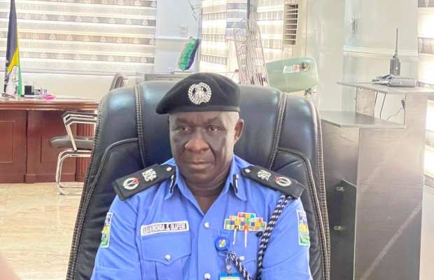 Police clampdown on scavengers occupying shanties in Delta