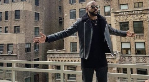Banky W shows concern for his aged Uber driver