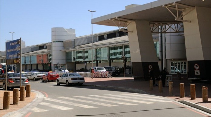 2 injured in shooting at South Africa's airport