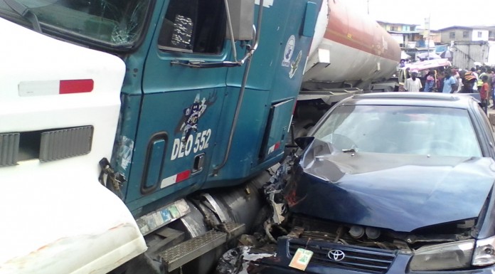 Five injured as tanker losses control in Ibadan