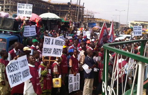 Electricity workers protest in Jebba