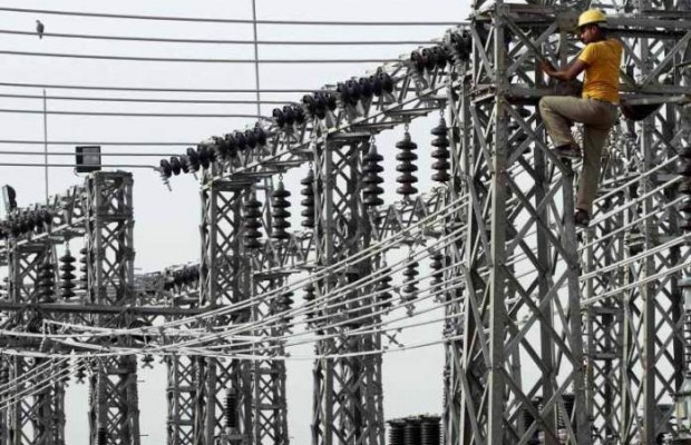 Warri residents react to improved power supply