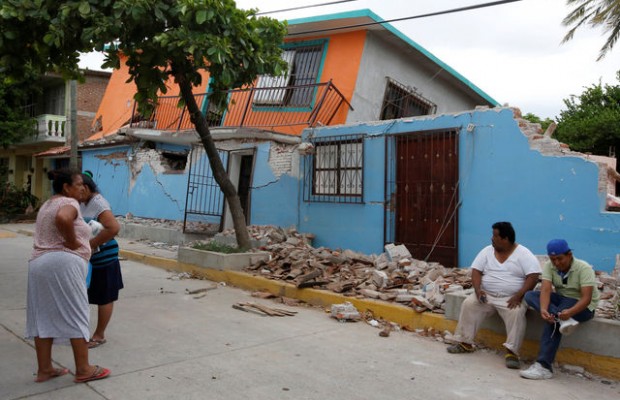 Mexican quake wrecks thousands of homes