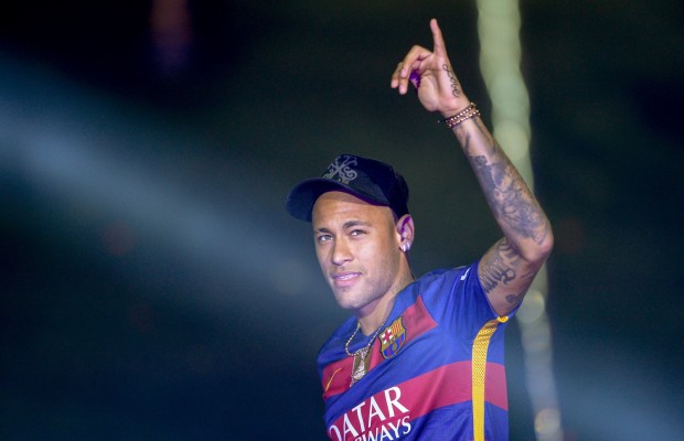 See what Neymar is to earn an hour in PSG