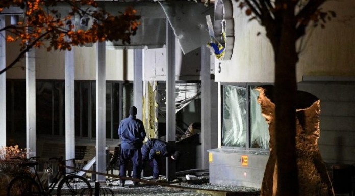 Explosion damages Swedish police station
