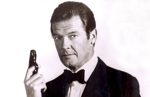 Sir Roger, James Bond actor dies at 89