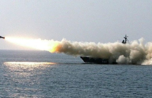 Russian submarine fires missiles at jihadi targets