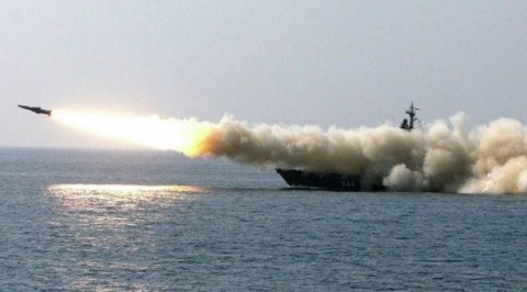 Russian submarine fires missiles at jihadi targets
