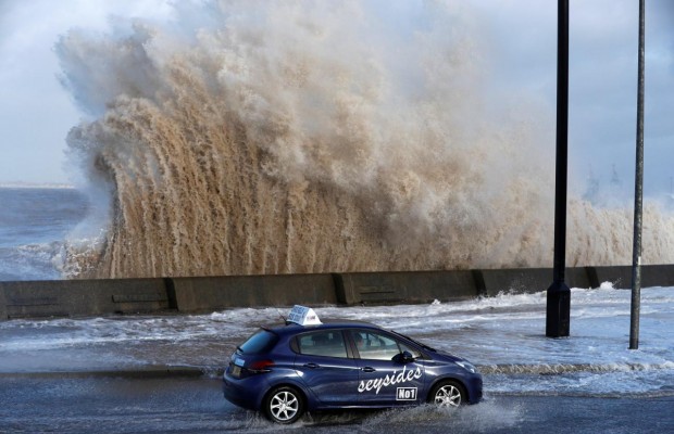 Heavy storm hit Ireland's west coast