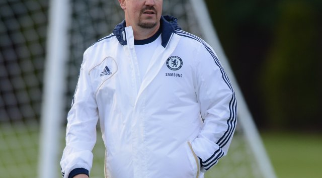 Benitez Defends Chelsea Selection Against Southampton