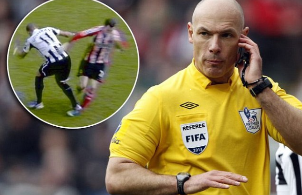 Howard Webb Demoted To League One