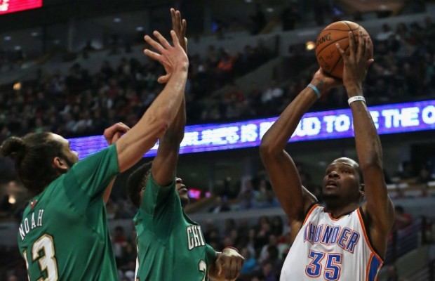 NBA: Kevin Durant Dominates in Toronto thunder