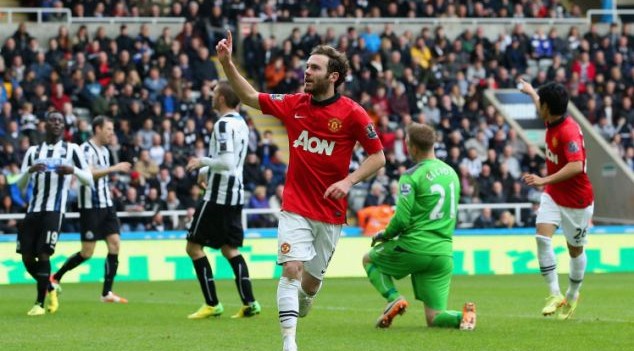 Newcastle 0-4 Man U: Sublime Mata Double Boosts Moyes