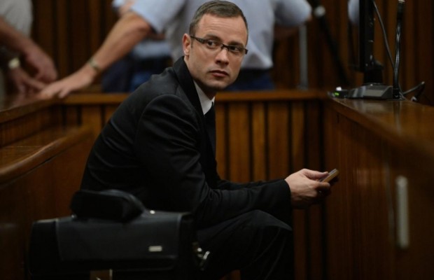 Pistorius Breaks Twitter Silence As He Awaits Verdict