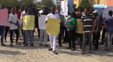 FESSU protests killing of corps member, Damilola Iyanda in Ogbomoso.