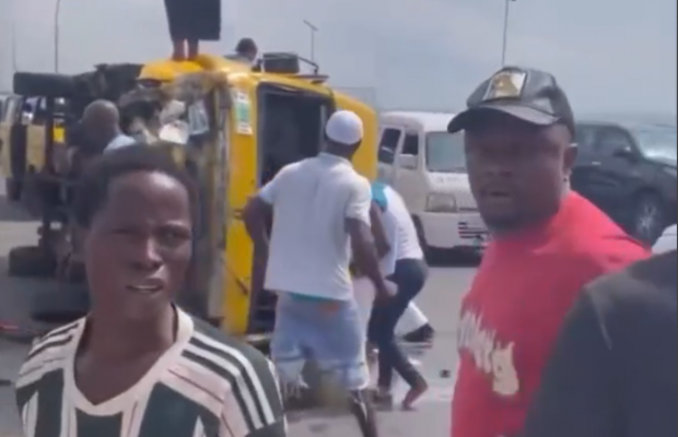 Road Crashes: 18 Injured Accident Victims Rescued On 3rd Mainland Bridge