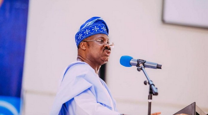 Ajimobi cautions Olubadan, Oba Adetunji