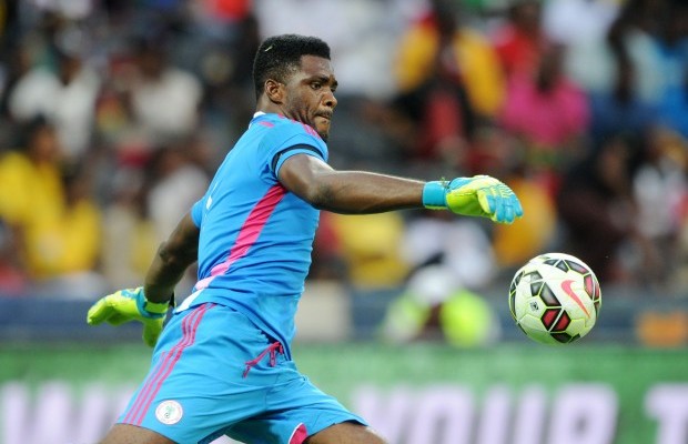 Super Eagles GK Akpeyi signs new two-year deal