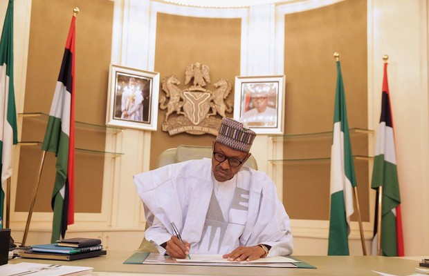 Buhari extends tenure of service chiefs