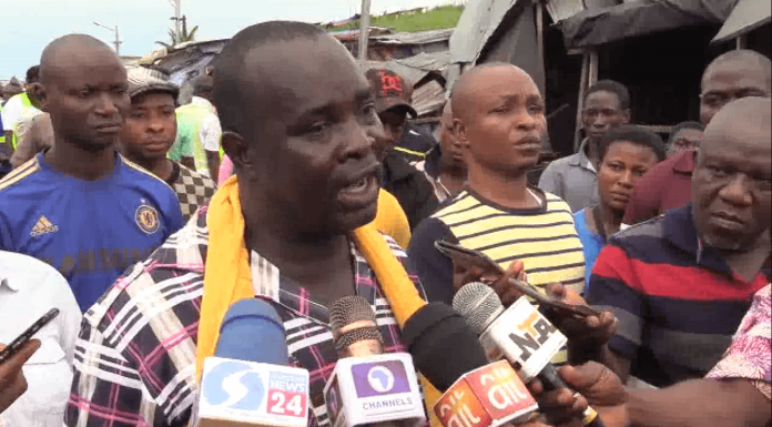 Bayelsa Govt Demolishes Illegal Shops