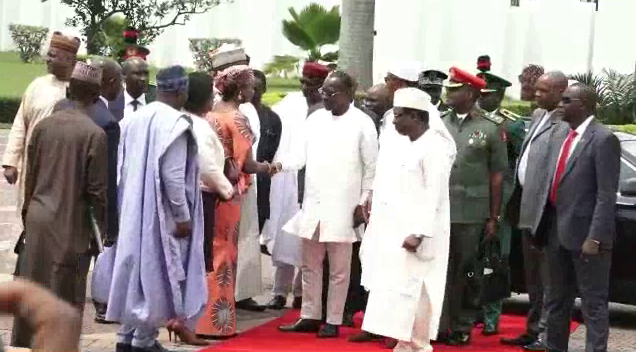 Buhari calls for peace in Benin Republic