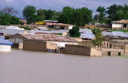 Displaced flood victims seek relief materials