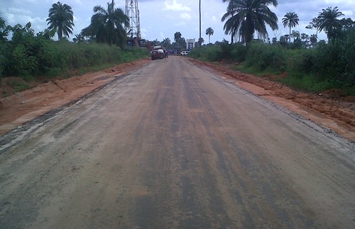 Delta commissioner inspects Obiaruku road