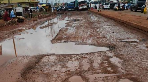 Delta community lament over deplorable road