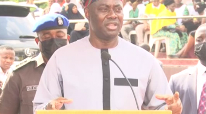 Makinde Slashes LAUTECH Tuition Fees