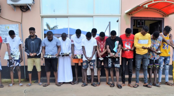 EFCC Foils Suspect’s Attempt To Flush Away Phone, arrests 15