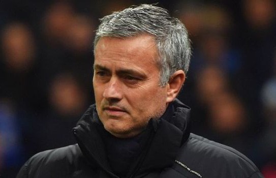 Mourinho blasts “scared” Man United players