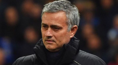 Mourinho blasts “scared” Man United players