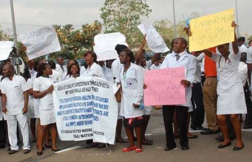 Nurses threaten to down tools