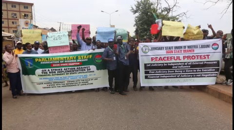 Ogun JUSUN, PASAN Protest over Autonomy