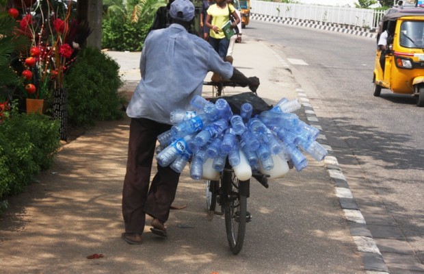 Photo News Hawking of Palmwine