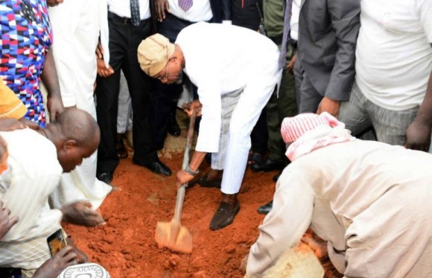 Osun state gov. Aregbesola lays mother to rest