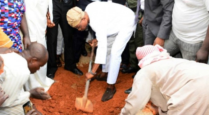 Osun state gov. Aregbesola lays mother to rest
