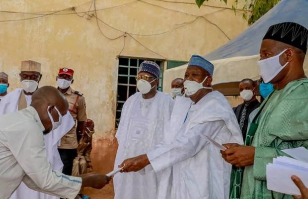 Ganduje Releases 293 Inmates in Kano to Decongest Prisons