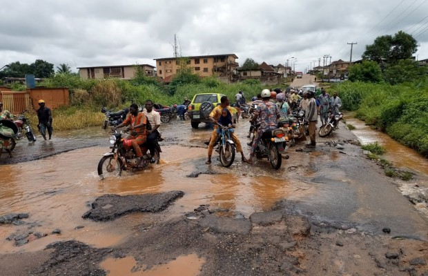 FG issued 7-day ultimatum to fix Sagamu-Ogijo road