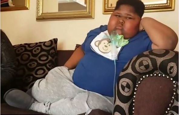 10-year-old boy eats paper if he can't find food
