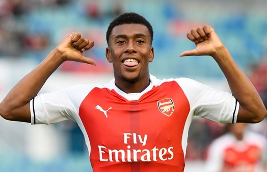 Alex Iwobi turns 21 (photos)