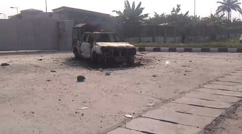 Angry Mob Set Police Van Ablaze in Delta