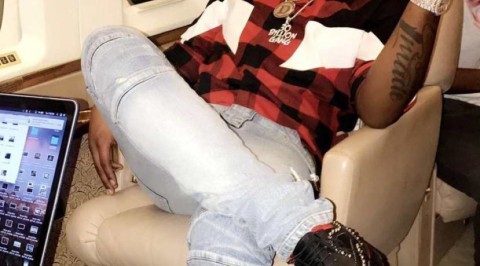 Davido flaunts his expensive shoes