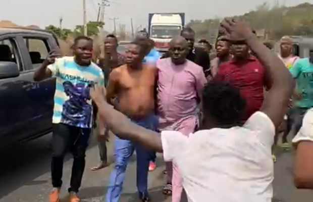 DSS Attempt to Arrest Sunday Igboho in Ibadan