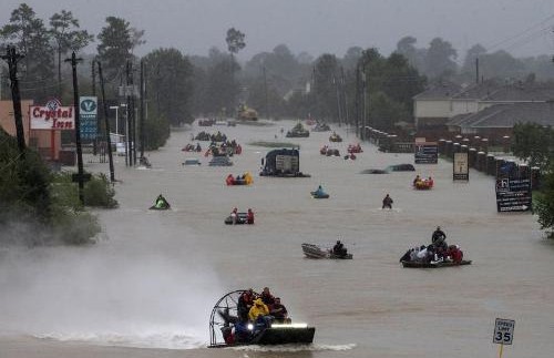 35dead, 32,000 displaced as Harvey moves Inland