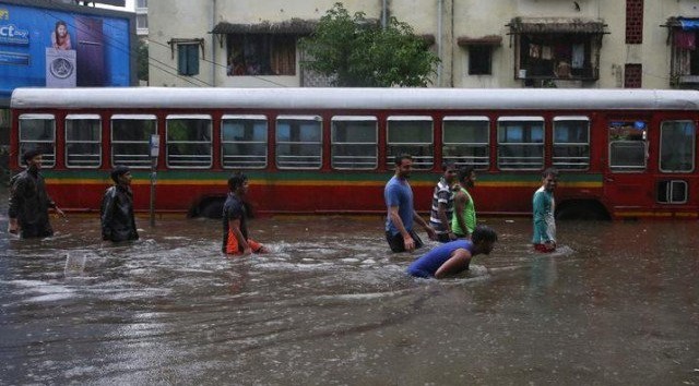 Heavy rains hit Mumbai yet again