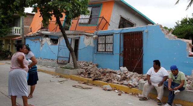 Mexican quake wrecks thousands of homes