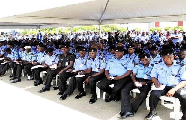 AIG reads Riot Act to police officers